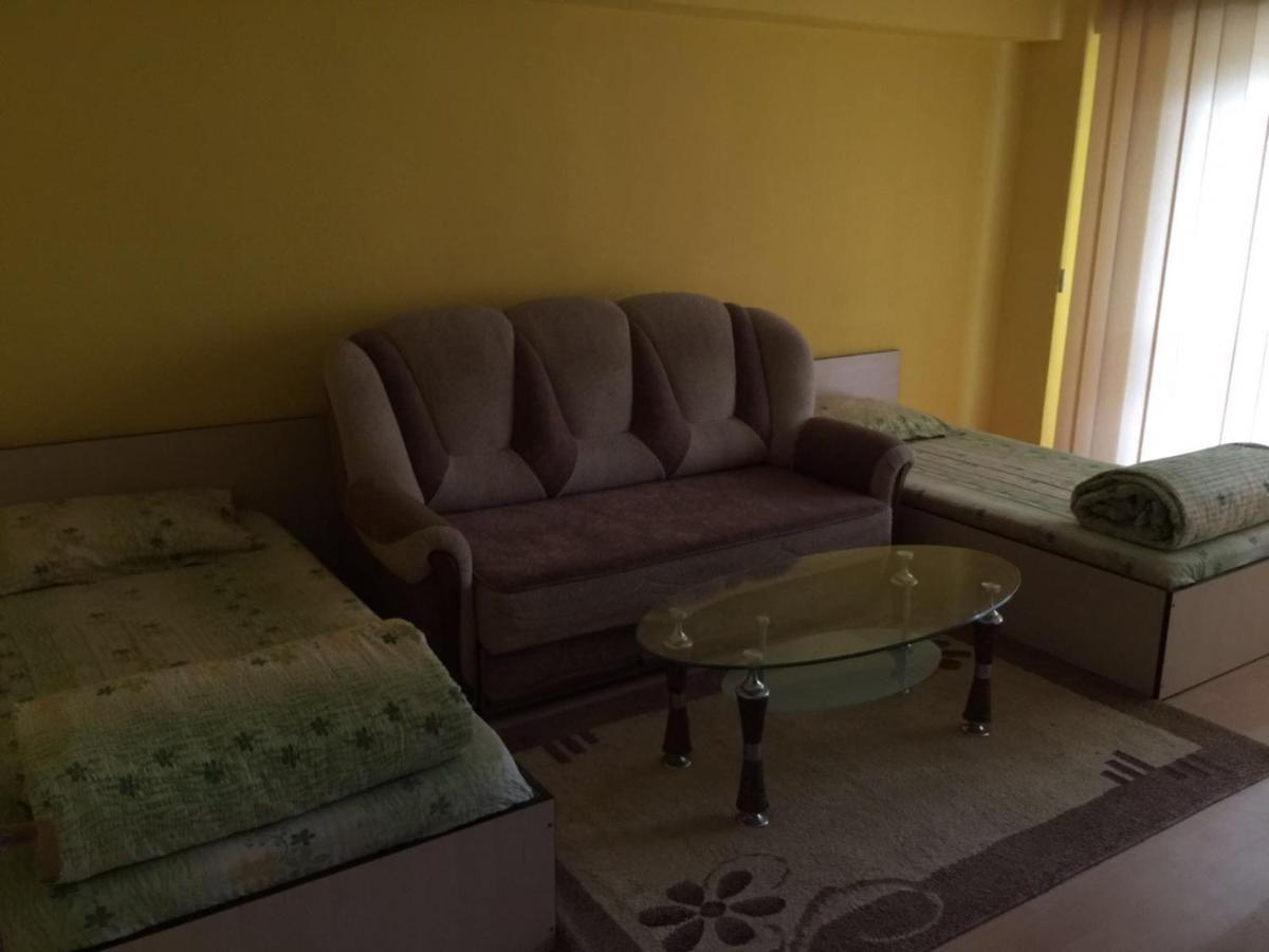 Ultracentral zona zero apartament Bacău Esterno foto